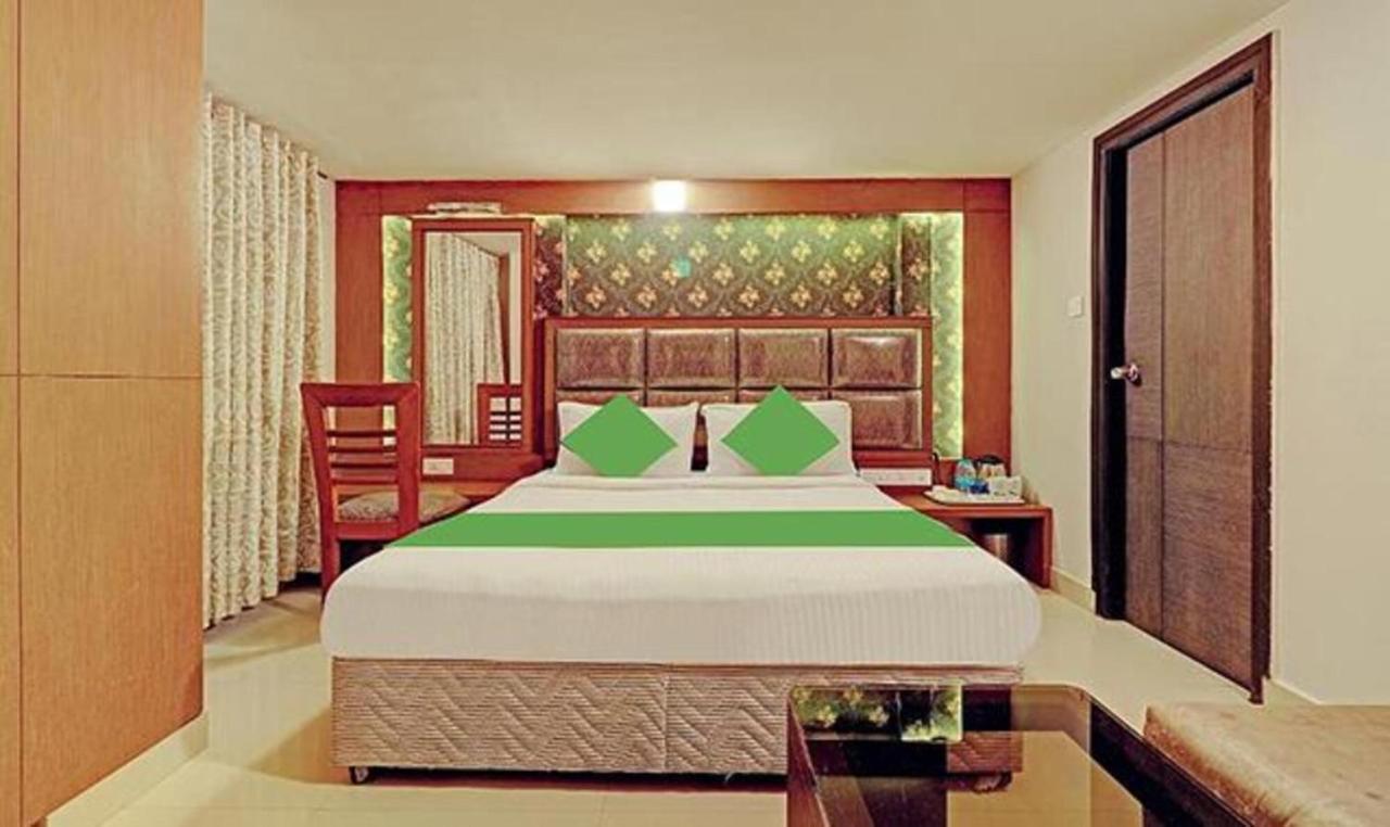 ไพน์ทรี บูทิก โฮเต็ล - กรีมส์ โร้ด Hotel เชนไน ภายนอก รูปภาพ
