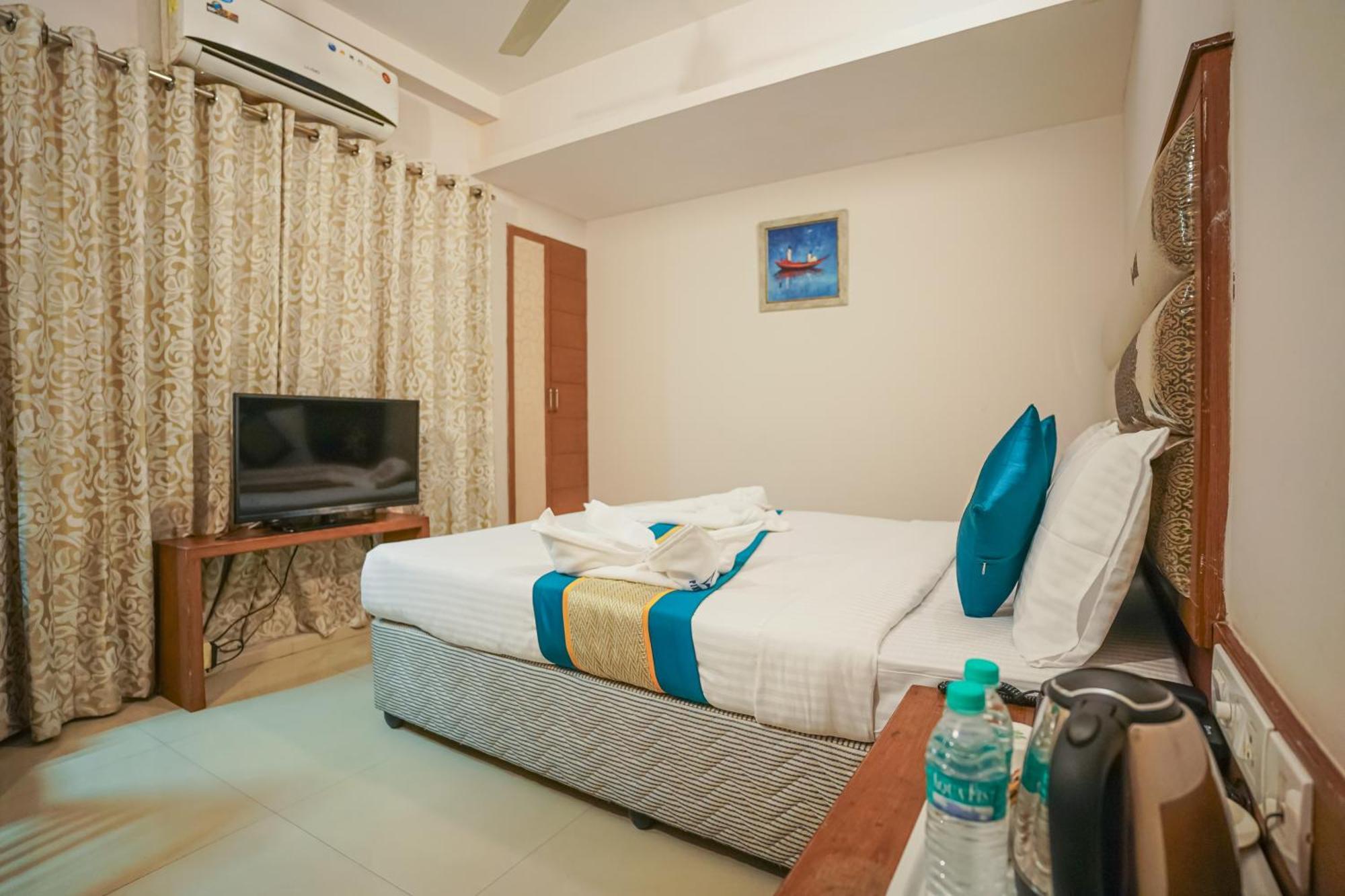 ไพน์ทรี บูทิก โฮเต็ล - กรีมส์ โร้ด Hotel เชนไน ภายนอก รูปภาพ